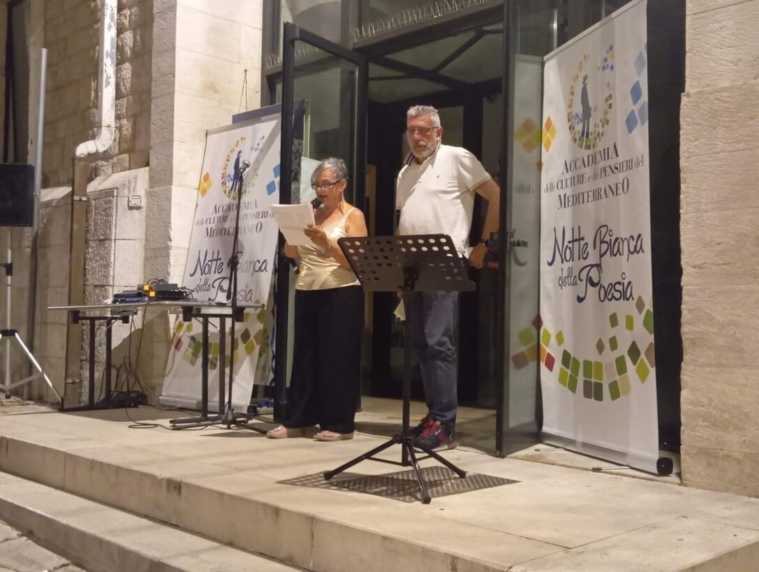 Evento serale di poesia con musica